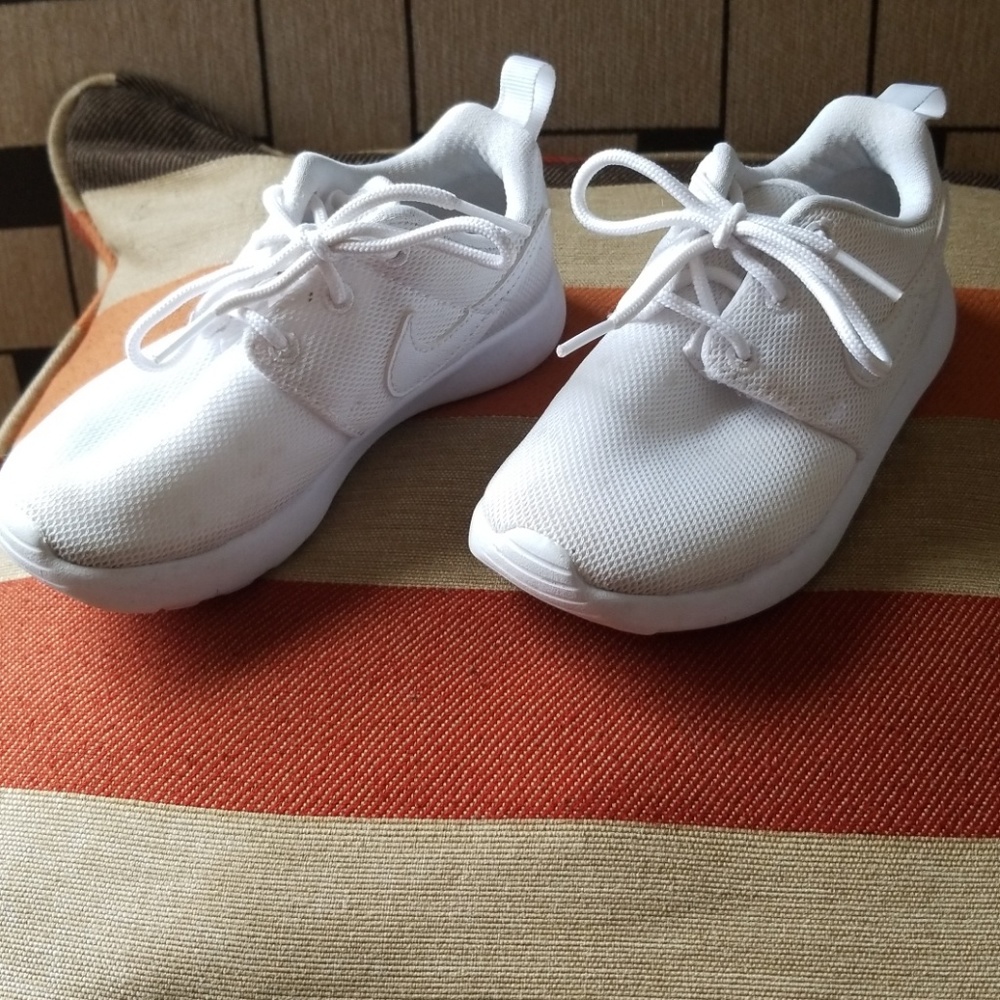 Nike girls shoes , kids